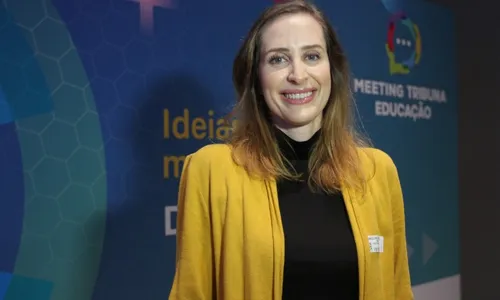 
          Imagem ilustrativa da imagem Robô vira sensação e faz abertura de evento sobre educação
          