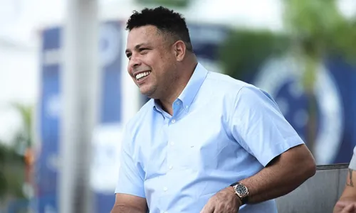 
          Imagem ilustrativa da imagem Ronaldo diz ter valores a receber do Corinthians e opina sobre vaquinha
          