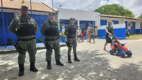 
          Imagem ilustrativa da imagem SDS investe R$ 7,2 milhões em segurança nos dois turnos das eleições em Pernambuco
          