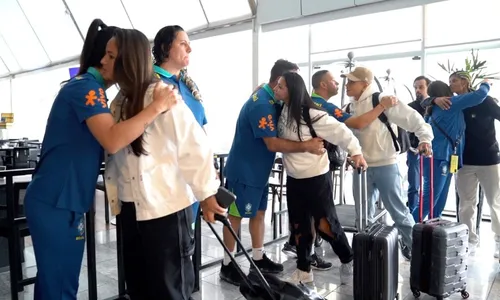 
          Imagem ilustrativa da imagem Seleção Brasileira feminina já está no ES para amistosos contra a Colômbia
          