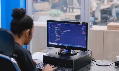 
          Imagem ilustrativa da imagem Supletivo de graça para estudar a distância
          