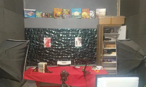 
          Imagem ilustrativa da imagem Técnico de informática é preso em operação contra pornografia infantil no ES
          