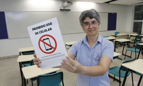 
          Imagem ilustrativa da imagem Tire dúvidas sobre projeto que proíbe uso de celular nas escolas
          