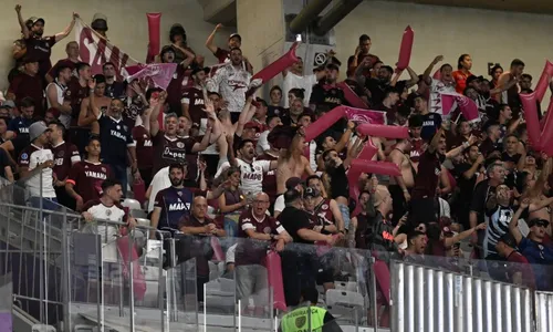 
          Imagem ilustrativa da imagem Torcedor do Lanús morre em Belo Horizonte antes de jogo contra o Cruzeiro
          