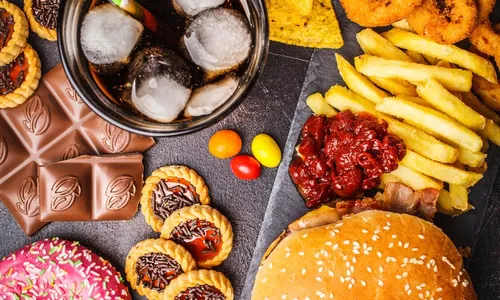 
          Imagem ilustrativa da imagem Uma a cada dez mortes no Brasil pode ser atribuída ao consumo de ultraprocessados
          