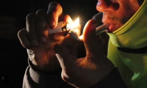 
          Imagem ilustrativa da imagem Usuários de drogas invadem casas e assustam moradores na Grande Vitória
          