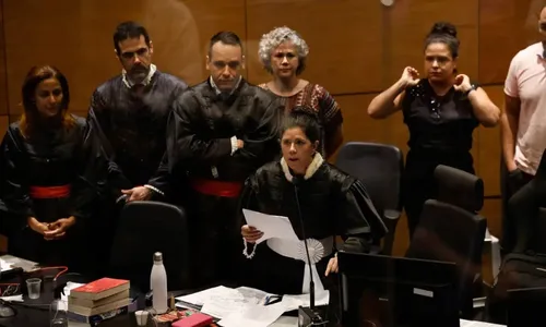 
          Imagem ilustrativa da imagem Veja íntegra da sentença que condena assassinos de Marielle e Anderson
          