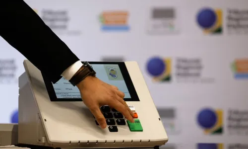 
          Imagem ilustrativa da imagem Apenas 1% das urnas precisaram ser substituídas em Pernambuco
          