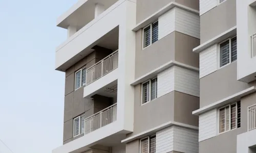 
          Imagem ilustrativa da imagem Viúva fica sem pagar condomínio por 6 anos e apartamento vai a leilão na Serra
          