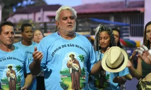 
          Imagem ilustrativa da imagem Vovôs que dançam para preservar história do ES
          