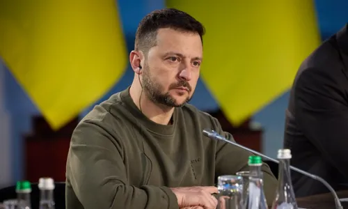 
          Imagem ilustrativa da imagem Zelensky apresentará termos de plano de vitória em guerra para Biden
          