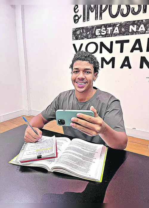 
          Imagem ilustrativa da imagem Ensino a distância ao alcance de todos
          