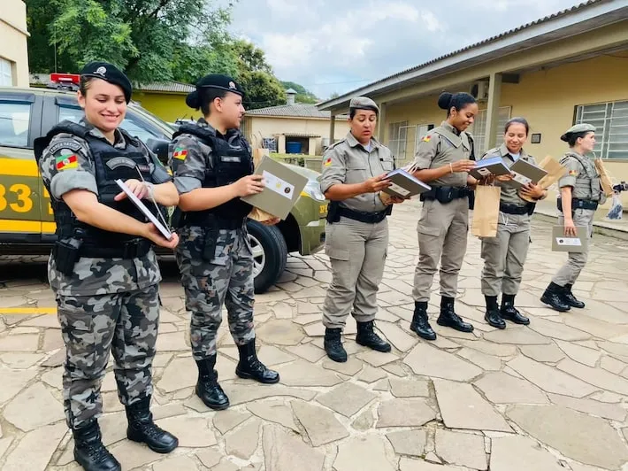 Imagem ilustrativa da imagem O que é o alistamento militar feminino voluntário que começa em 2025