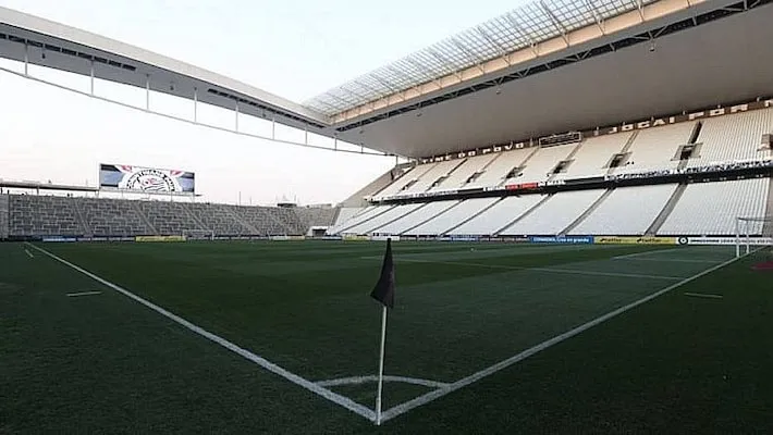 Imagem ilustrativa da imagem ‘Vaquinha’ de Arena do Corinthians perde força após frenesi e ‘empaca’ em menos de 5% do objetivo