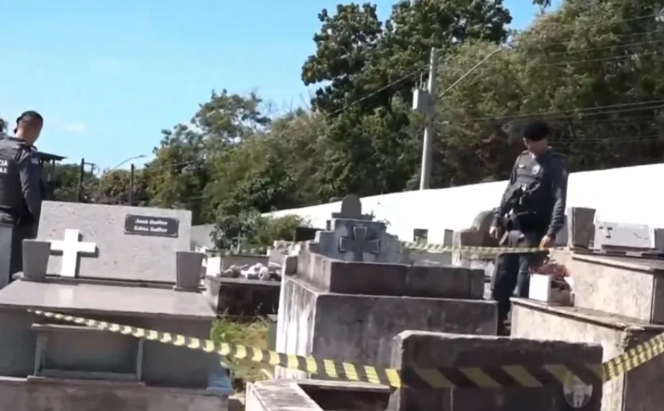 Imagem ilustrativa da imagem Adolescente é morto e três pessoas são baleadas dentro de cemitério em Vila Velha