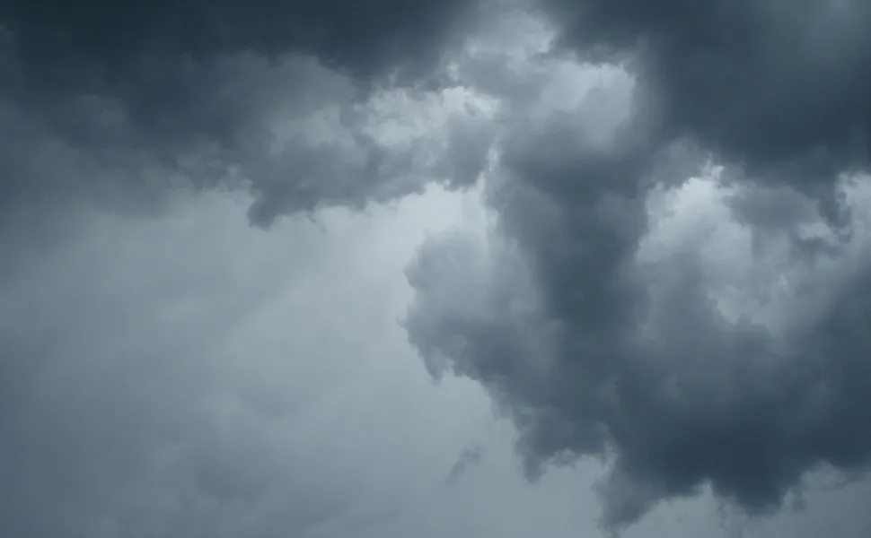 Imagem ilustrativa da imagem Alerta de granizo e tempestade para esta segunda(16). Veja cidades afetadas