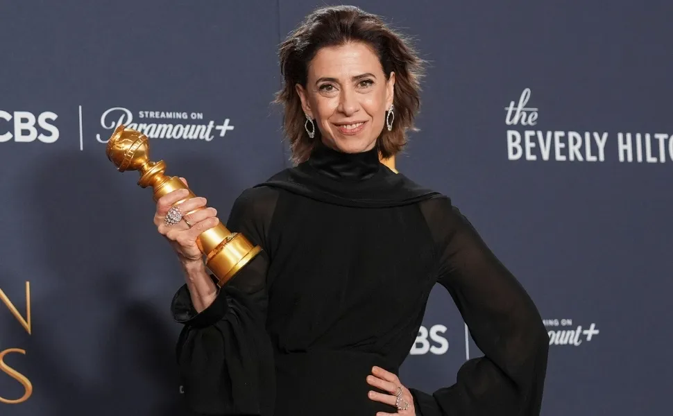 Imagem ilustrativa da imagem Fernanda Torres vence o Globo de Ouro de melhor atriz e faz história