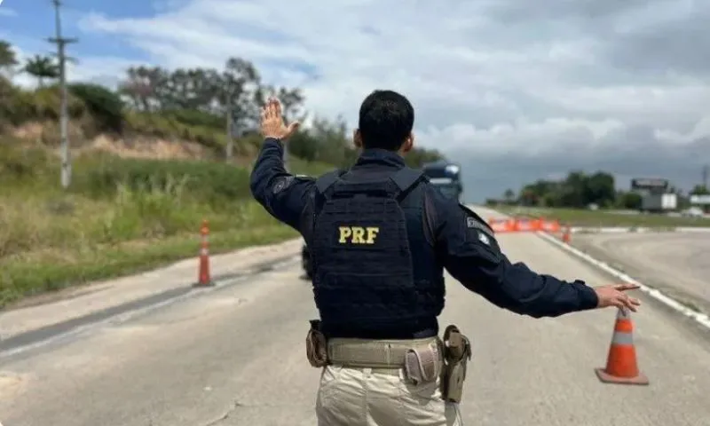 Imagem ilustrativa da imagem Mais de 1.300 flagras: PRF reforça combate à embriaguez nas BRs de Pernambuco