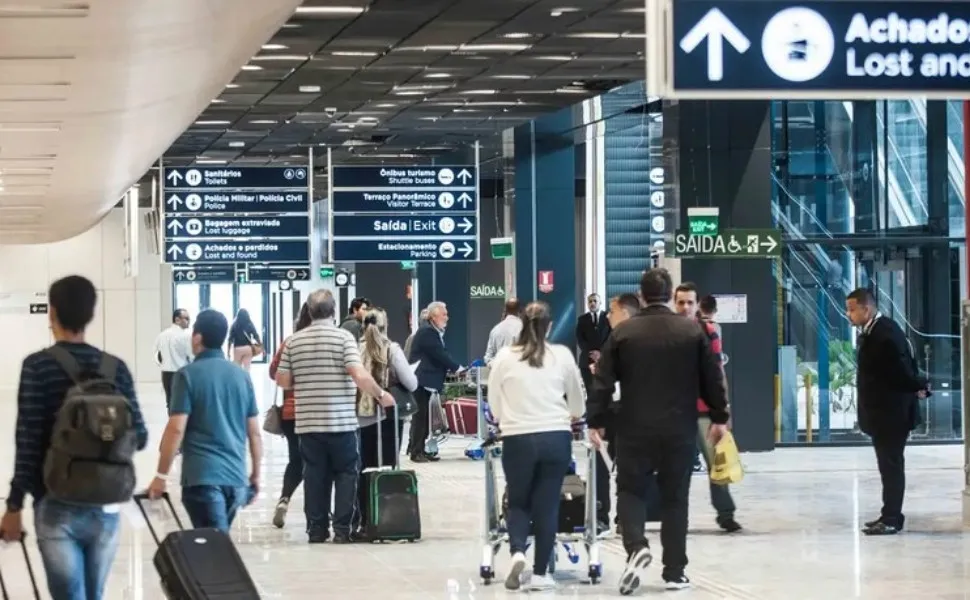 Imagem ilustrativa da imagem Número de turistas estrangeiros no Brasil bate recorde em 2024, diz governo federal