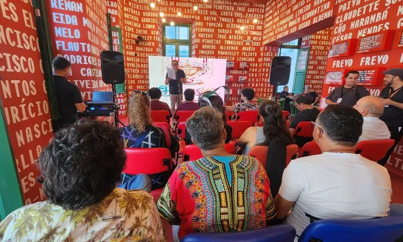 Imagem ilustrativa da imagem O brilho eterno: Bal Masqué celebra 75 anos de história e magia em Pernambuco