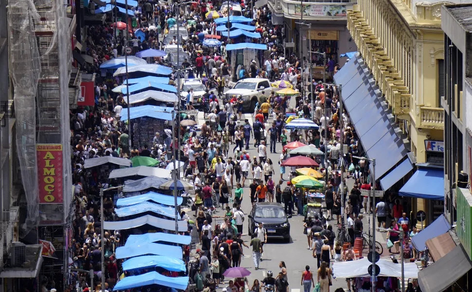 Imagem ilustrativa da imagem Rua 25 de Março na mira do governo dos EUA. Entenda