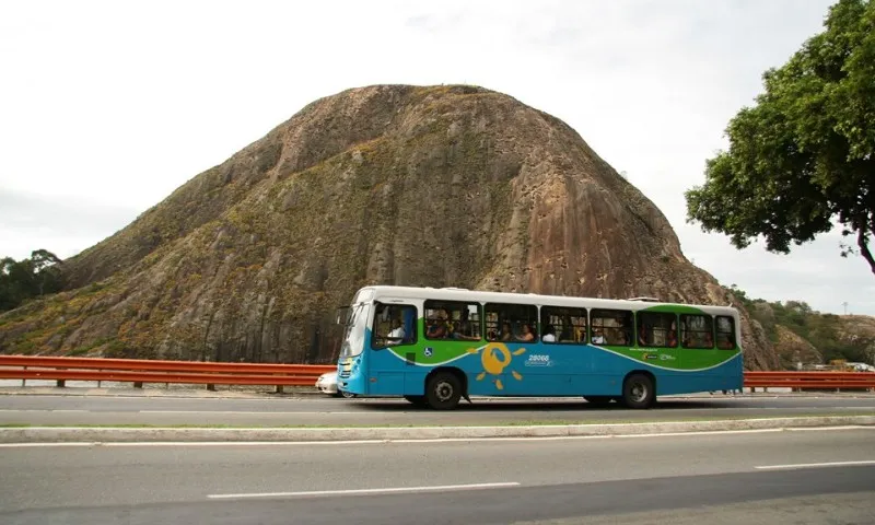 Imagem ilustrativa da imagem Transcol terá ônibus extra para Réveillon na Grande Vitória