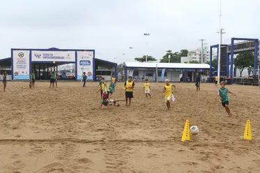 Imagem ilustrativa da imagem 10 horas de diversão por dia na arena de Camburi