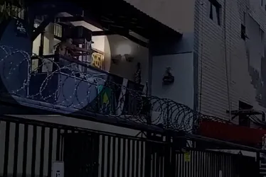Imagem ilustrativa da imagem Advogado nega ter atirado com arma de airsoft em clientes de bar em Vitória