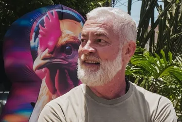 Imagem ilustrativa da imagem Alex Atala revela câncer no olho: 'perdi dois terços da pálpebra'