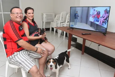 Imagem ilustrativa da imagem Amigos da TV Tribuna na expectativa por programas de jornalismo e esportes