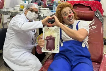 Imagem ilustrativa da imagem Artistas do Circo Americano incentivam a doação de sangue nesta terça (3) no Hemope