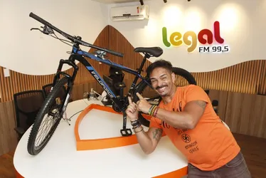 Imagem ilustrativa da imagem Promoção Rádio Legal FM e A Tribuna: assinantes na torcida para ganhar bicicletas