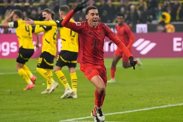 Imagem ilustrativa da imagem Bayern de Munique arranca empate na casa do Borussia Dortmund pela Bundesliga