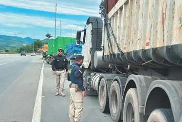 Imagem ilustrativa da imagem “Blitze do caminhão” nas estradas durante 10 dias
