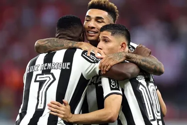 Imagem ilustrativa da imagem Botafogo encara o São Paulo para dar o troco no Palmeiras e ser campeão