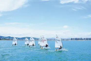 Imagem ilustrativa da imagem Brasileiro de Vela segue até terça-feira em Vitória