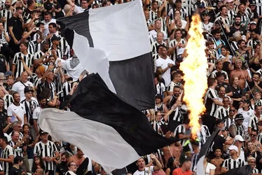 Imagem ilustrativa da imagem Campeão Brasileiro, Botafogo iguala feito do Flamengo de Jorge Jesus