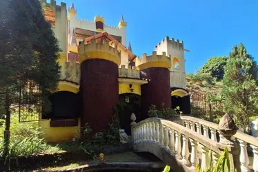 Imagem ilustrativa da imagem Casas medievais nas montanhas do ES