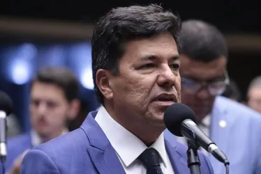 Imagem ilustrativa da imagem Deputado Mendonça Filho é hospitalizado após mal-estar durante prática esportiva