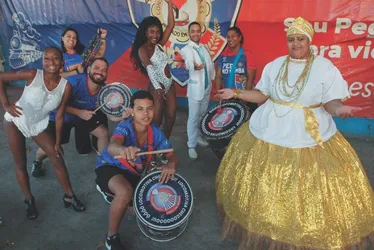 Imagem ilustrativa da imagem Festas antecipam o clima  do Carnaval. Confira a programação!