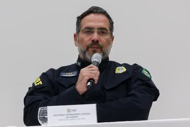 Imagem ilustrativa da imagem Governo Lula cobra de polícias uso de câmeras corporais enquanto PRF ainda está em fase de testes