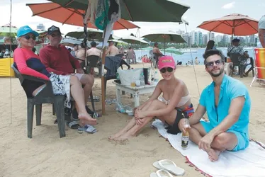 Imagem ilustrativa da imagem Guia para aproveitar atrações em 20 praias do ES