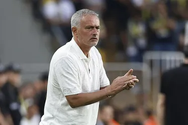 Imagem ilustrativa da imagem José Mourinho admite que maior arrependimento da carreira foi deixar o Real Madrid