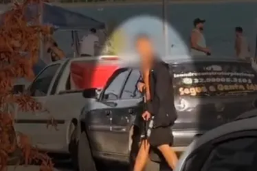 Imagem ilustrativa da imagem Jovem é flagrado desfilando com espingarda em Piúma