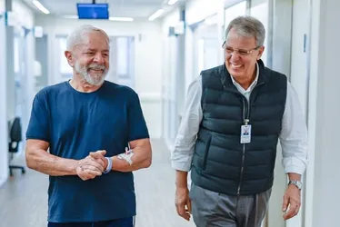 Imagem ilustrativa da imagem Lula segue internado em SP e deve retornar a Brasília na próxima semana