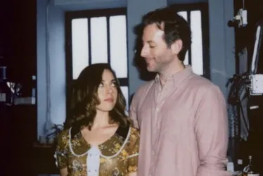 Imagem ilustrativa da imagem Morre o diretor Jeff Baena, marido de Aubrey Plaza, aos 47 anos