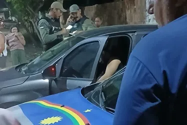 Imagem ilustrativa da imagem Motorista de aplicativo executado com tiros de pistola 9 mm, em Pau Amarelo