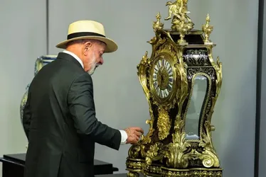 Imagem ilustrativa da imagem Obras depredadas no 8 de janeiro voltam ao acervo do Palácio do Planalto