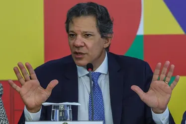 Imagem ilustrativa da imagem Pacote de corte de gastos prevê economia de R$ 327 bilhões em cinco anos