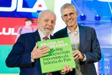 Imagem ilustrativa da imagem Paulo Pimenta anuncia saída, e Sidônio Palmeira assumirá Secom